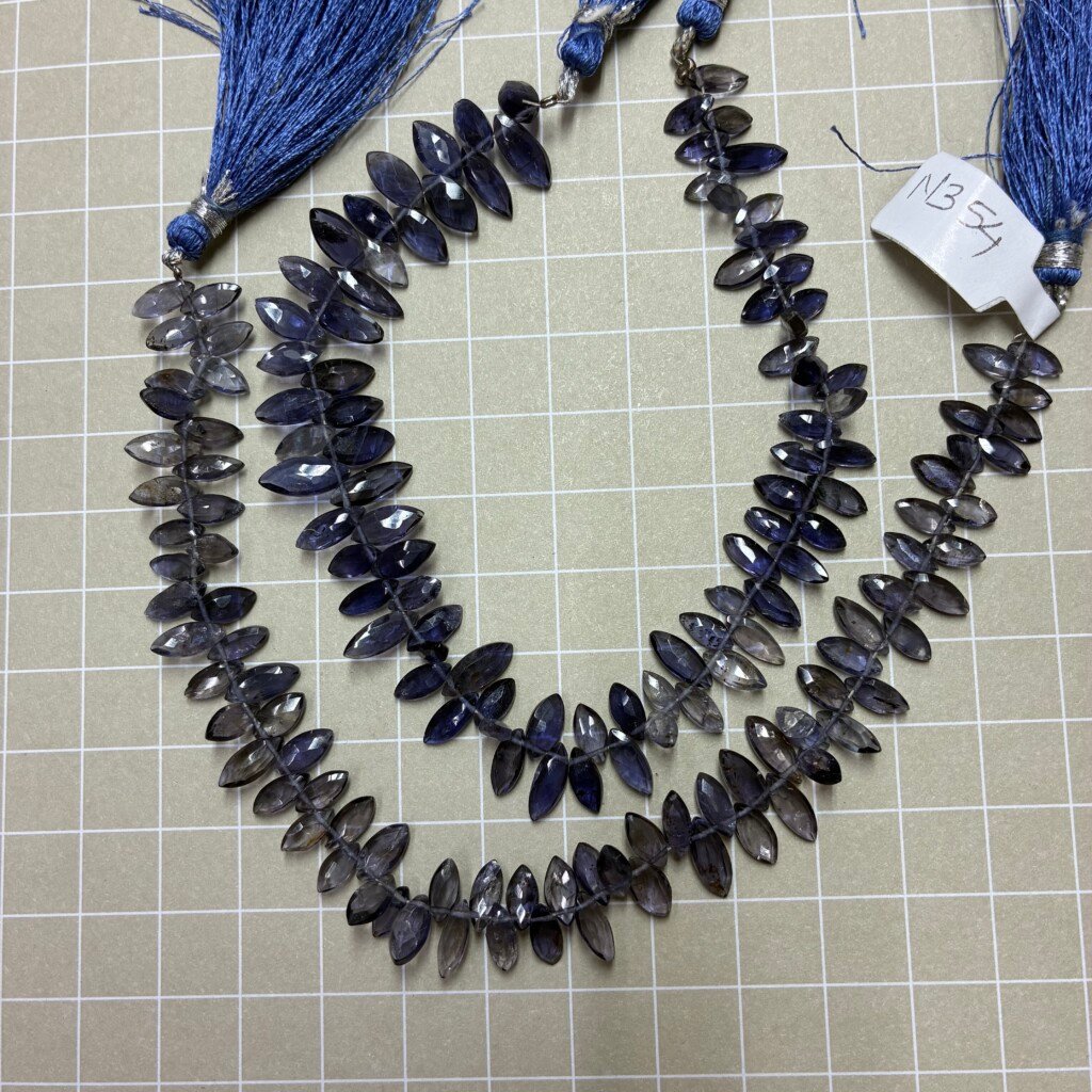 Garnet Small Faceted Hearts, 21Cm , 10.8*3.8mm