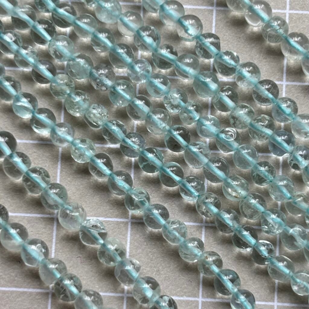 Aquamarine Round, 4*3.5 mm , 38cm