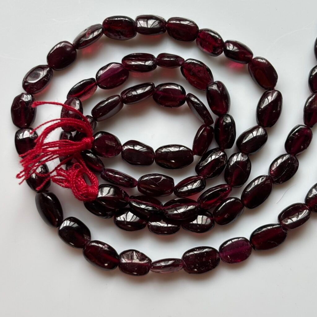 Garnet Oval, Big, 37cm