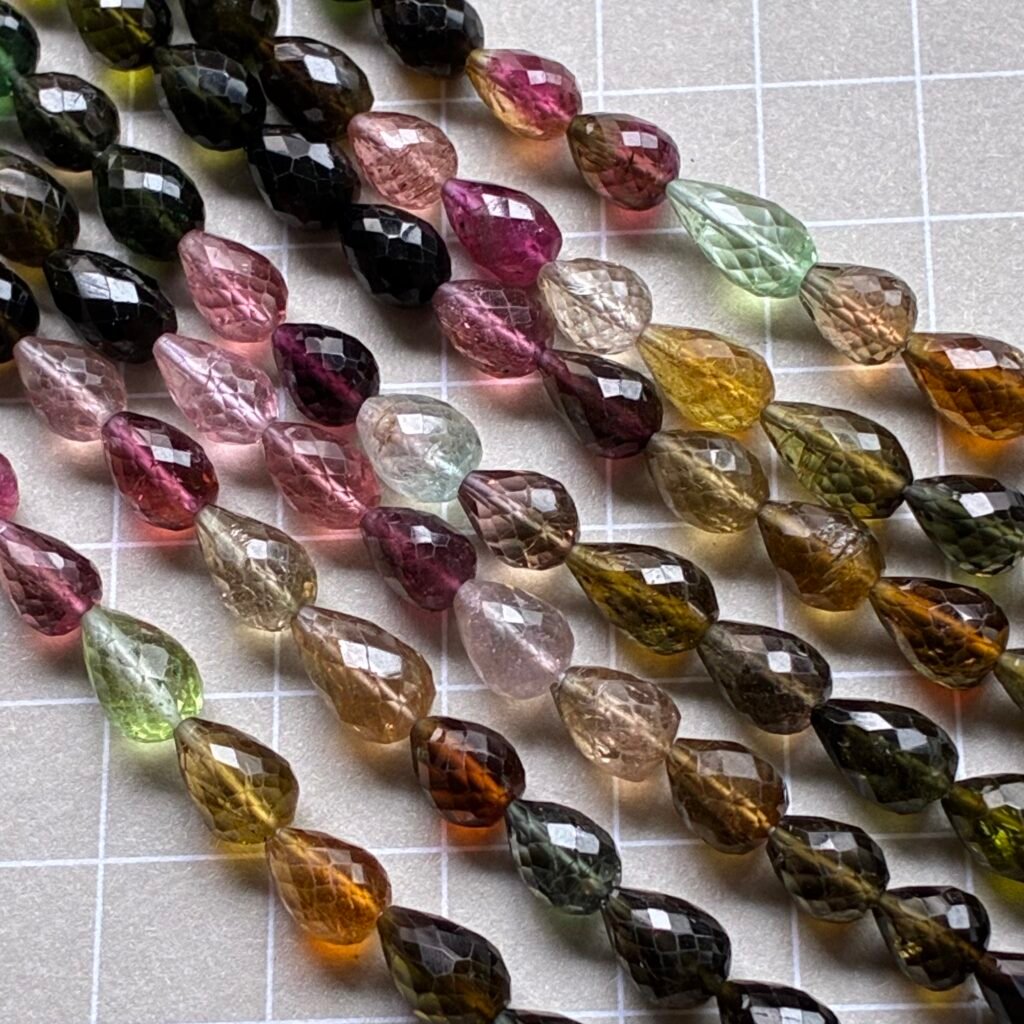 Tourmaline, straight Drilled Drops, 17 cm, 19 beads, 8.4*5.9 mm