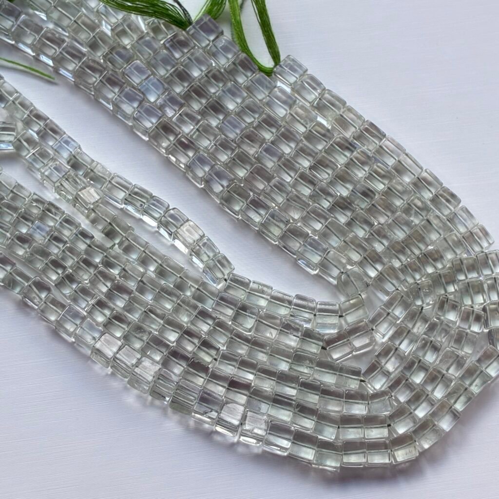 Amethyst Green Smooth Box,4*4*4mm, 22cm