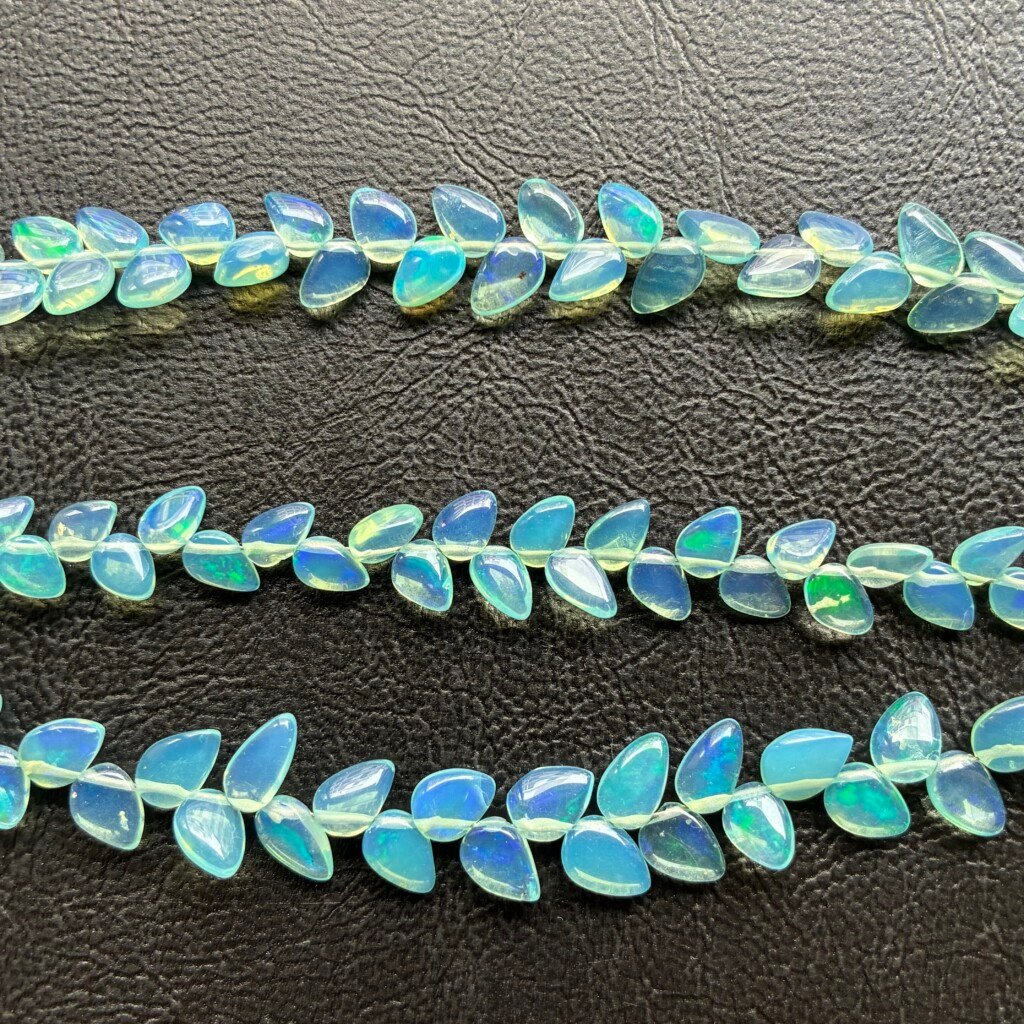 エチオピア産オパール、ブルー、鳥の形をしたペアシェイプ、16cm、6.90×3mm