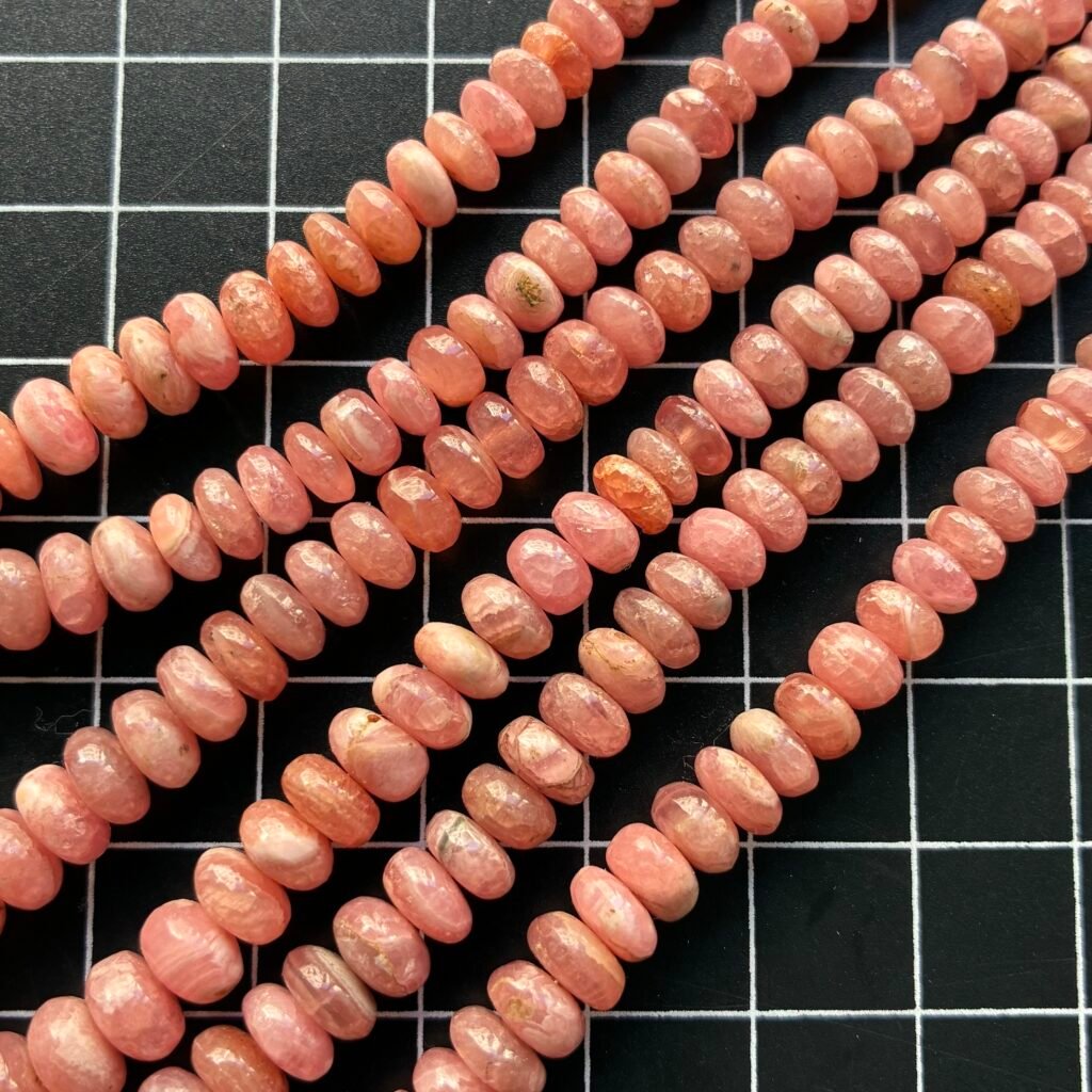 Rhodonite, Smooth Button, Dark, 8-4.3 Mm, 46 Cm