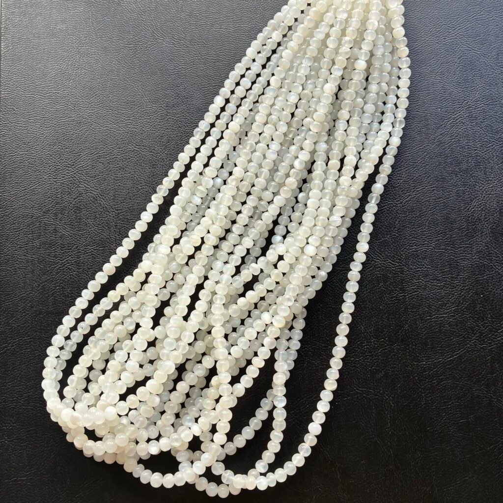 White Moonstone, Round, 44Cm, 5 Mm