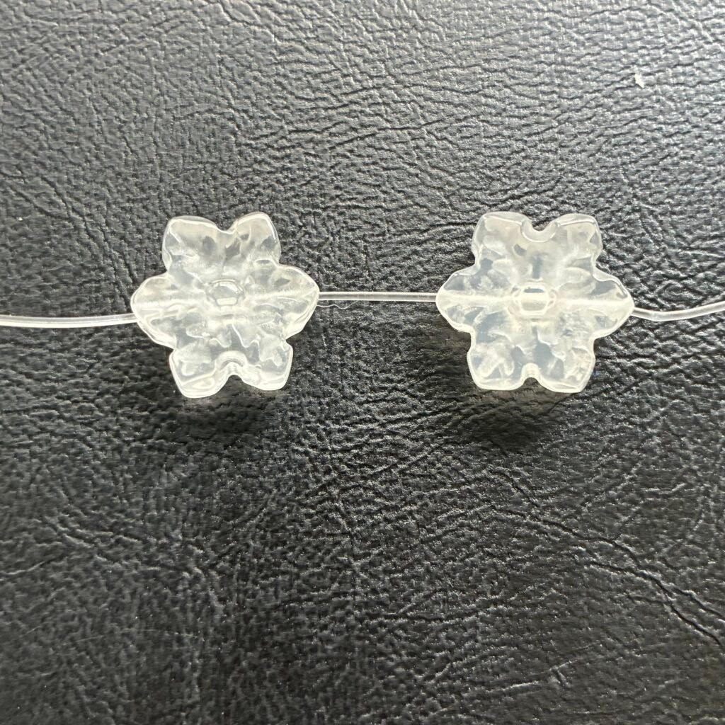 Natural Rock Quartz Snow Petal, 16*8mm