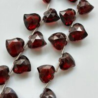 Garnet Leaf Small, 26pcs, 10*4~8*4mm