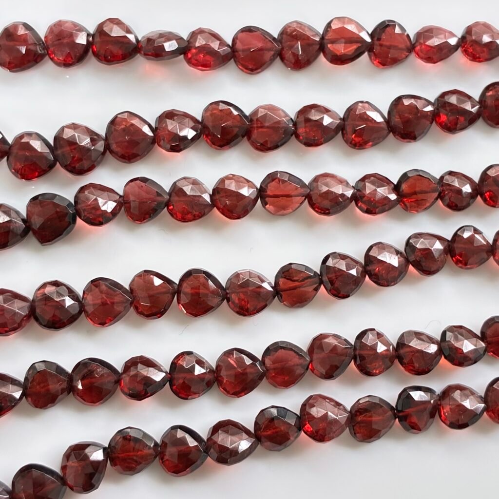 Garnet Heart, 22Cm , 7*6*3mm
