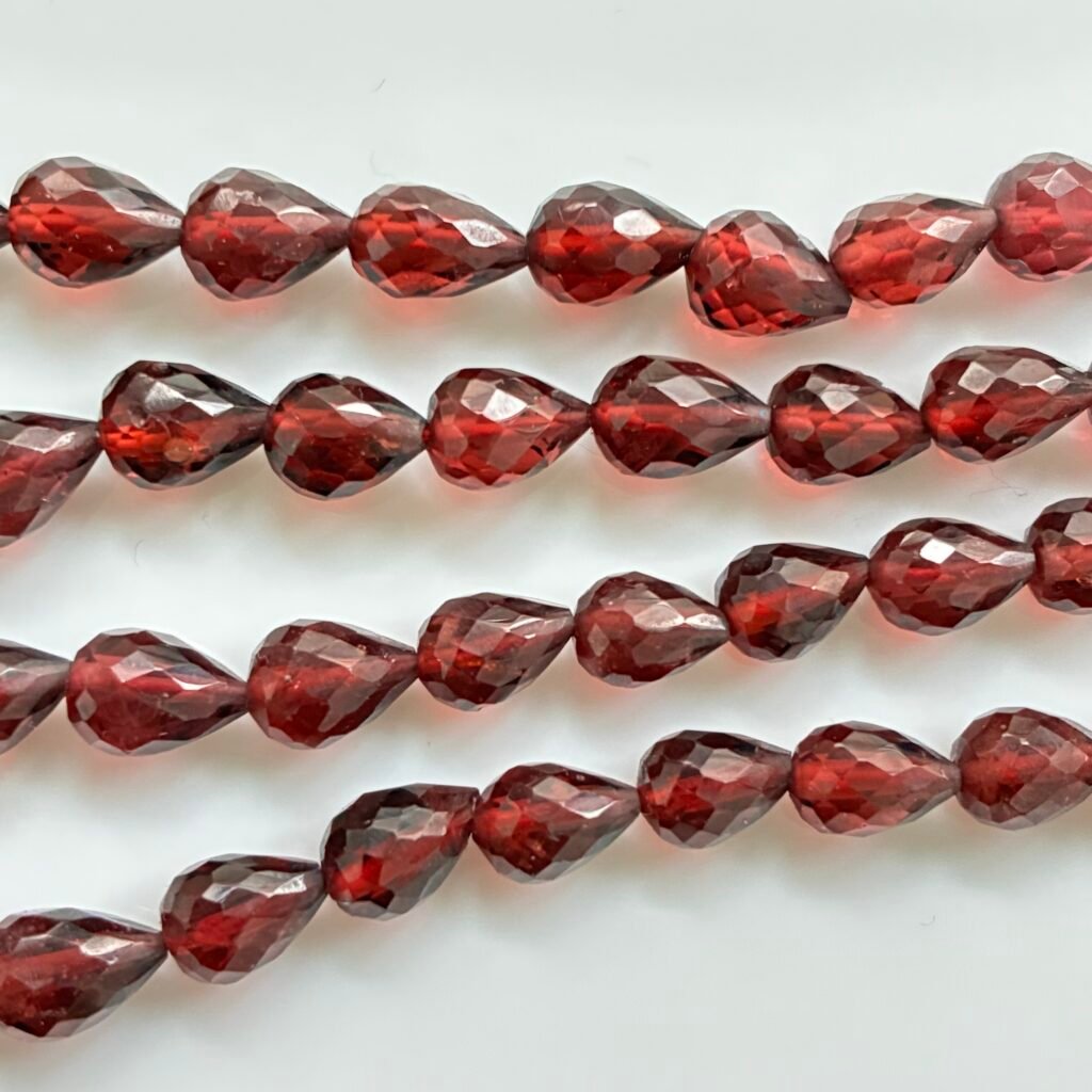Garnet Drop, 45cm , 8*6-4*3mm