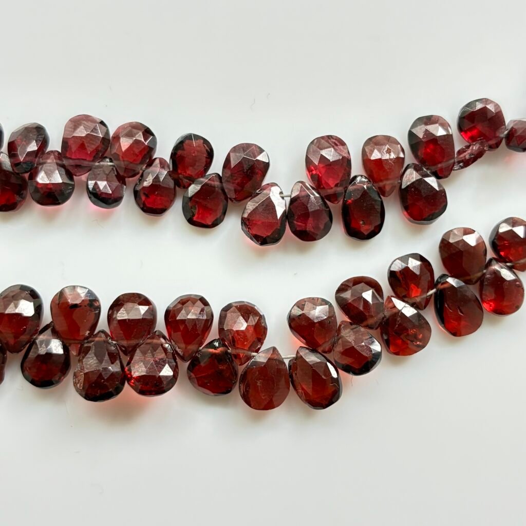 Garnet Faceted Pear , 42cm , 9*5*3~7*5*3mm