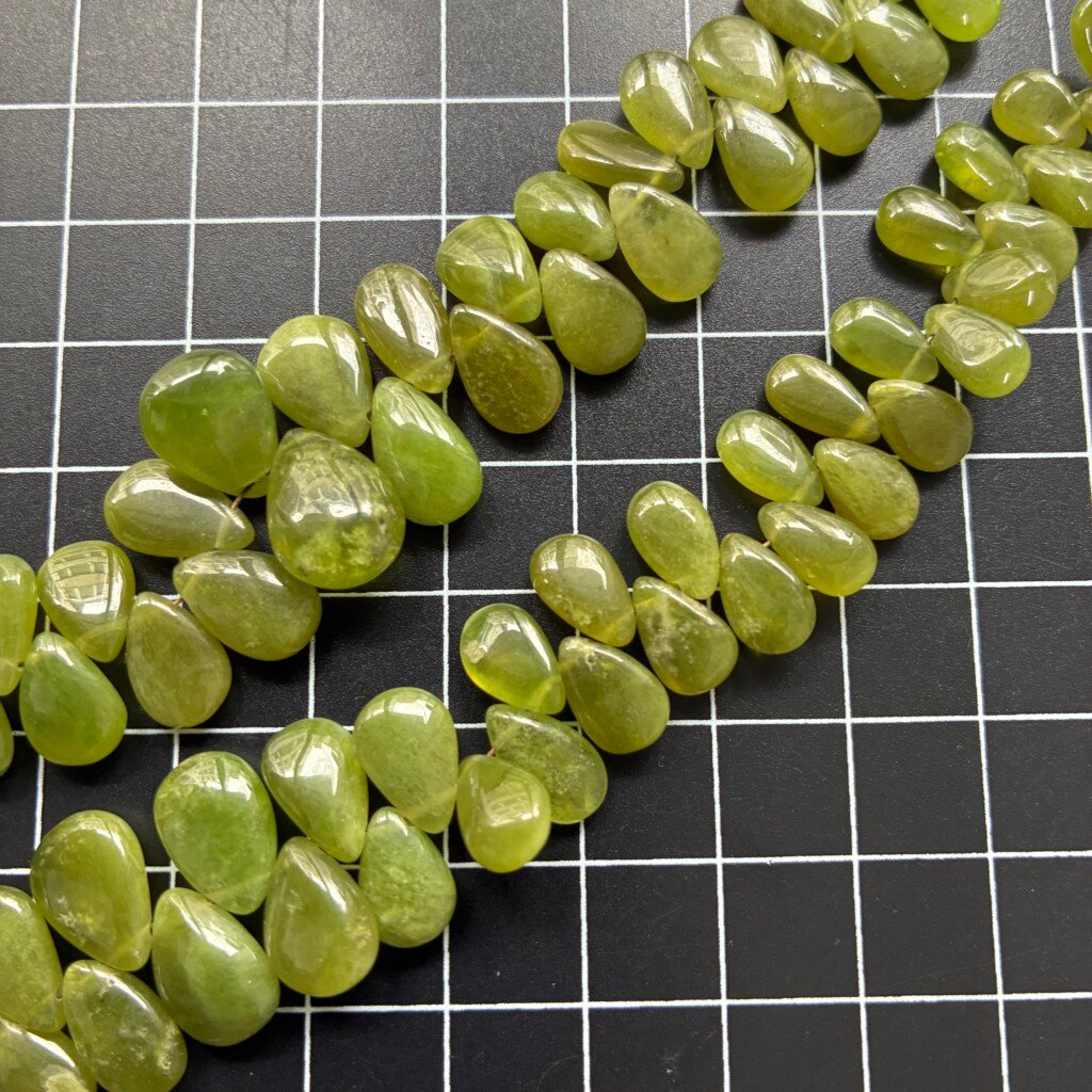 Vassonite Smooth, Pear, L size , 22Cm , 13*9~5*4mm