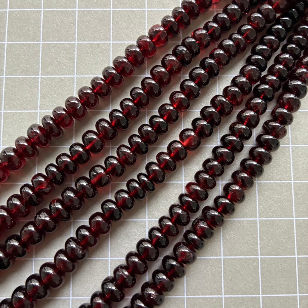 Garnet Smooth, Rondelll,42cm