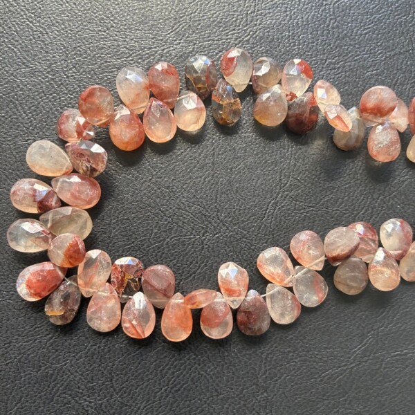 Phantom Quartz, Pear,21Cm,11.5*7.5mm