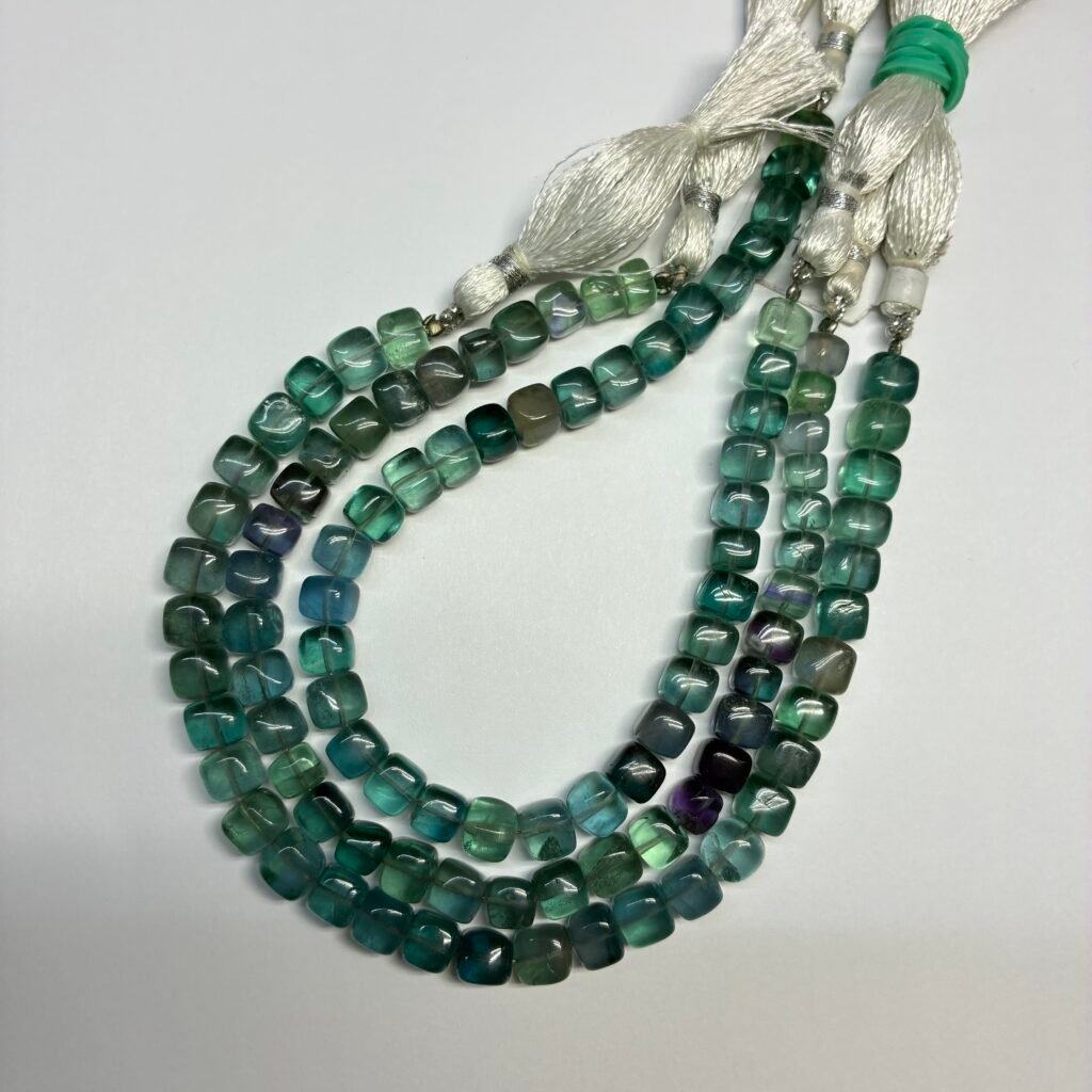 Fluorite Smooth Box, 20 cm, 6-6.5mm, 35 beads