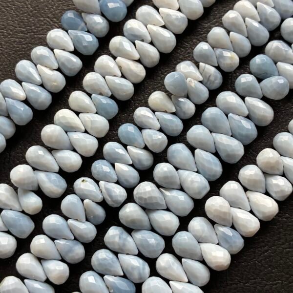 Blue Opal, Faceted Drops, 20 Cm