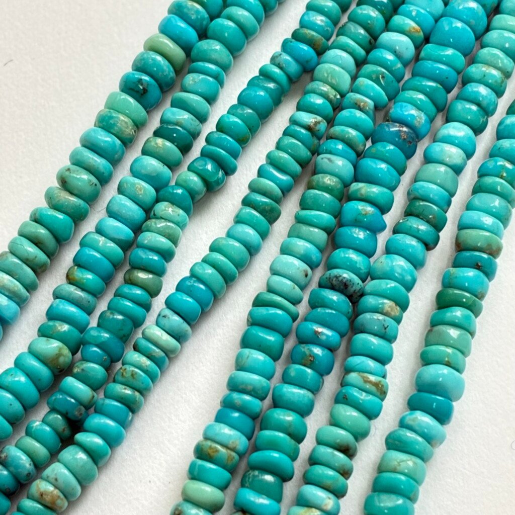 Turquoise Smooth Button 3.5-4 Mm, Blue, 33 Cm