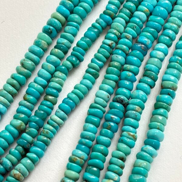 Turquoise Smooth Button 3.5-4 Mm, Blue, 33 Cm