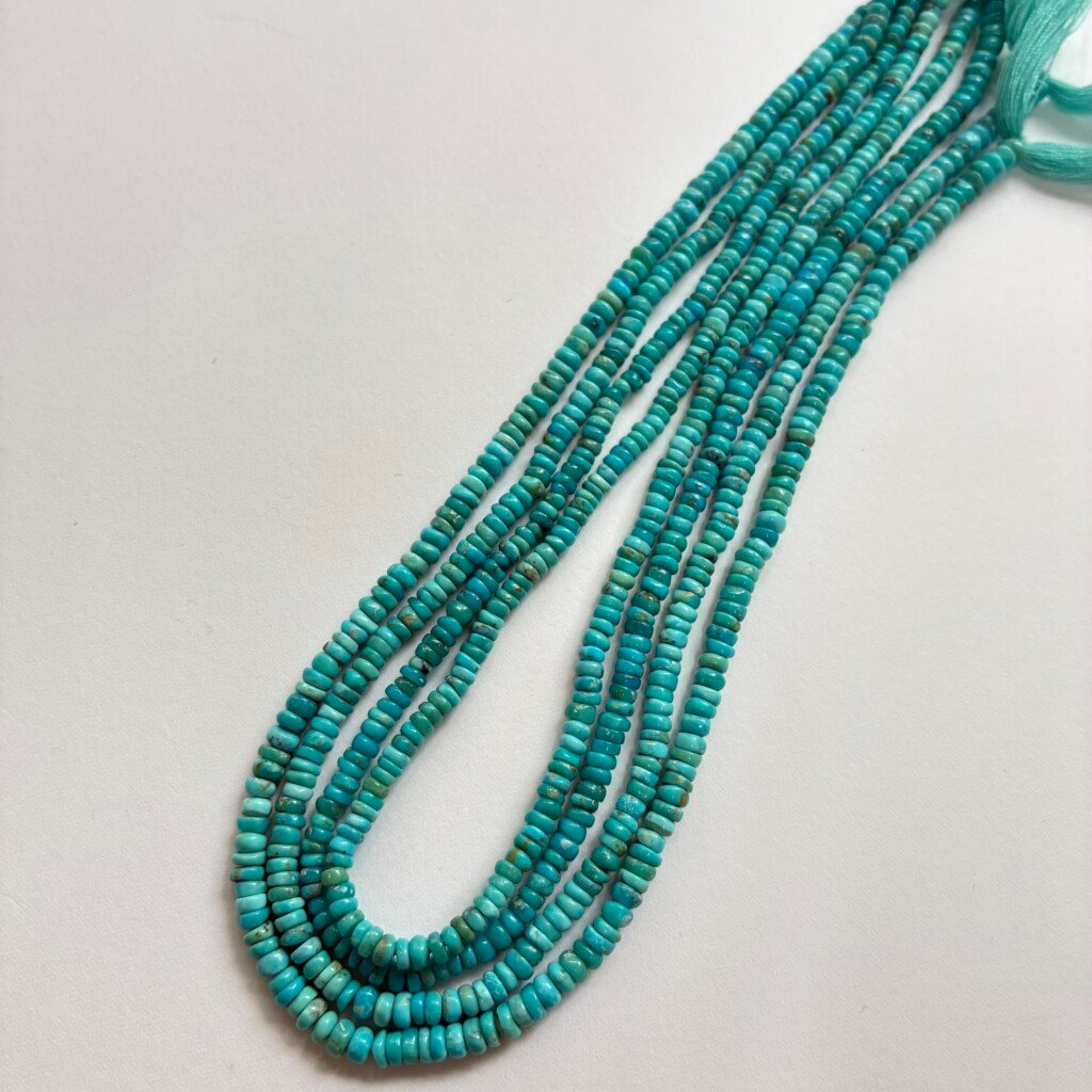 Turquoise Smooth Button 3.5-4 Mm, Blue, 33 Cm