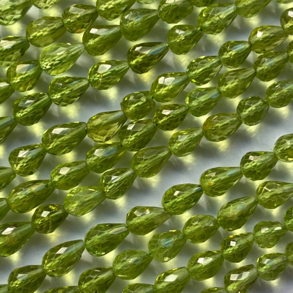 AAA Peridot Drop, 40 cm, 6*4.8 mm