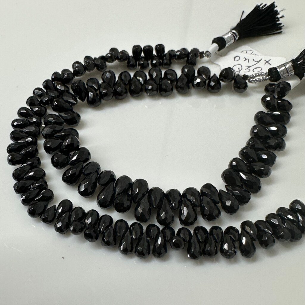 Onyx ,Small Drops, Black, 18 Cm
